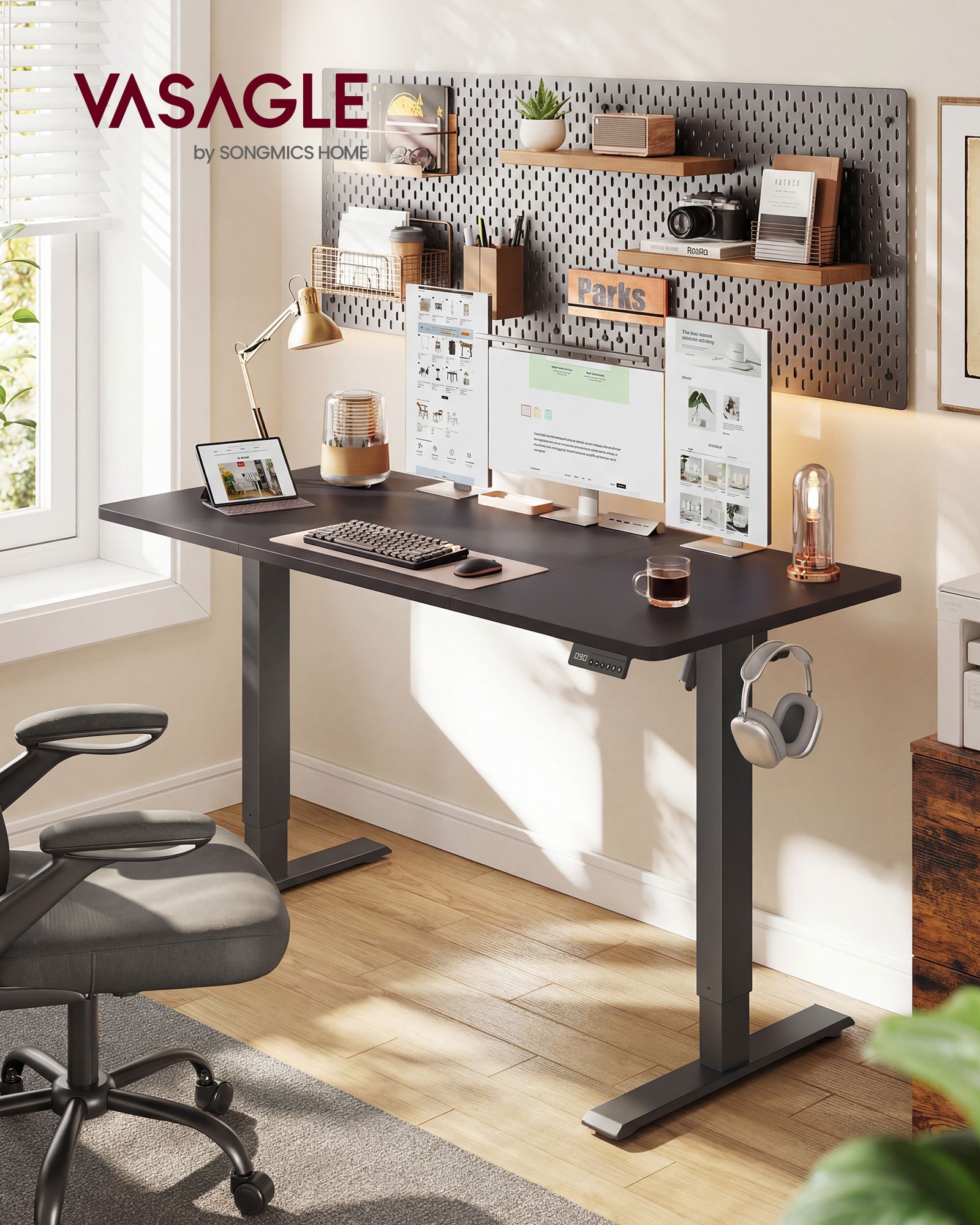 Black electric height adjustable standing desk with 4 memory heights and sedentary reminder Black electric height adjustable standing desk with 4 memory heights and sedentary reminder