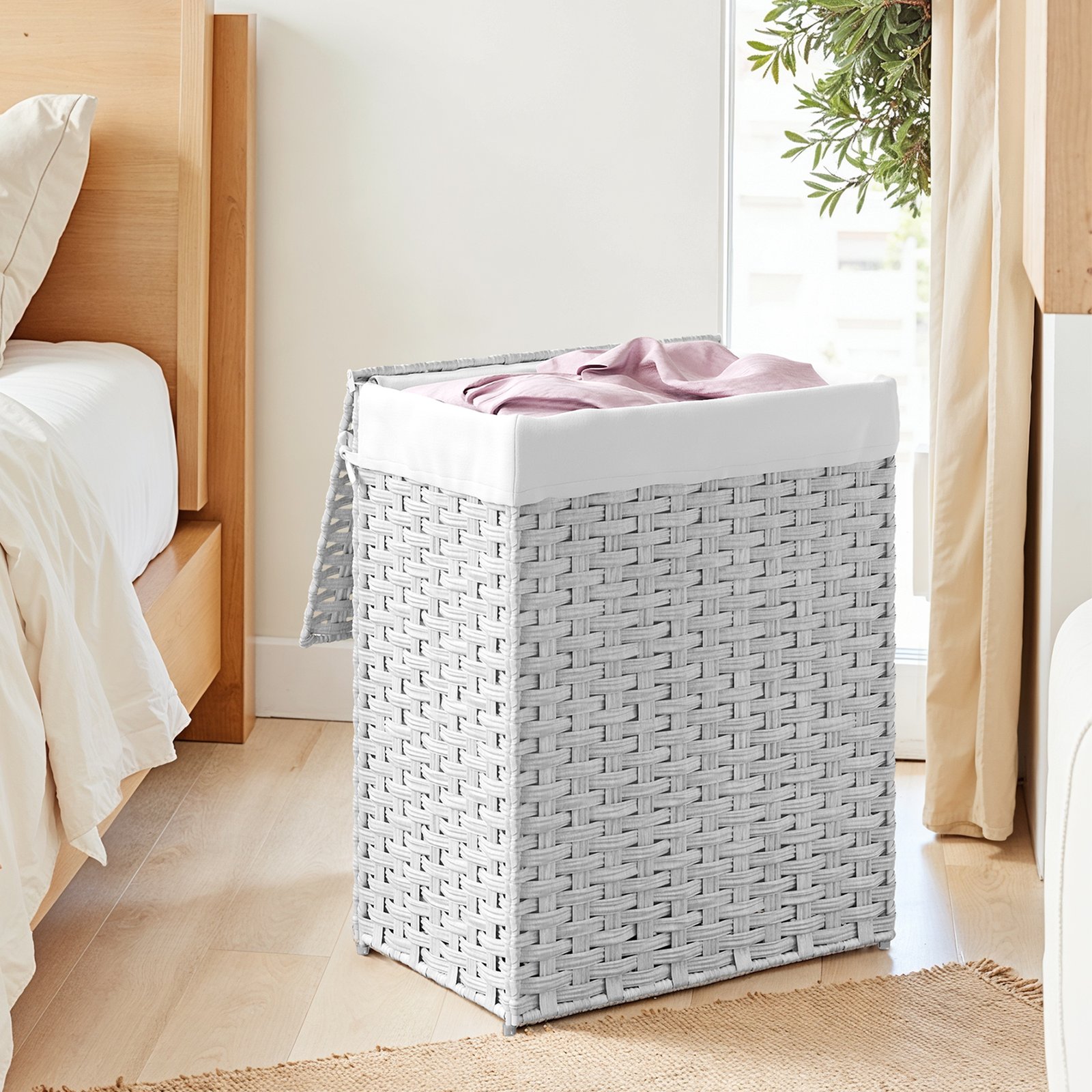 90 L Laundry Basket, Foldable Synthetic Rattan Storage Basket with Lid and Handles, Removable Liners 90 L Laundry Basket, Foldable Synthetic Rattan Storage Basket with Lid and Handles, Removable Liners