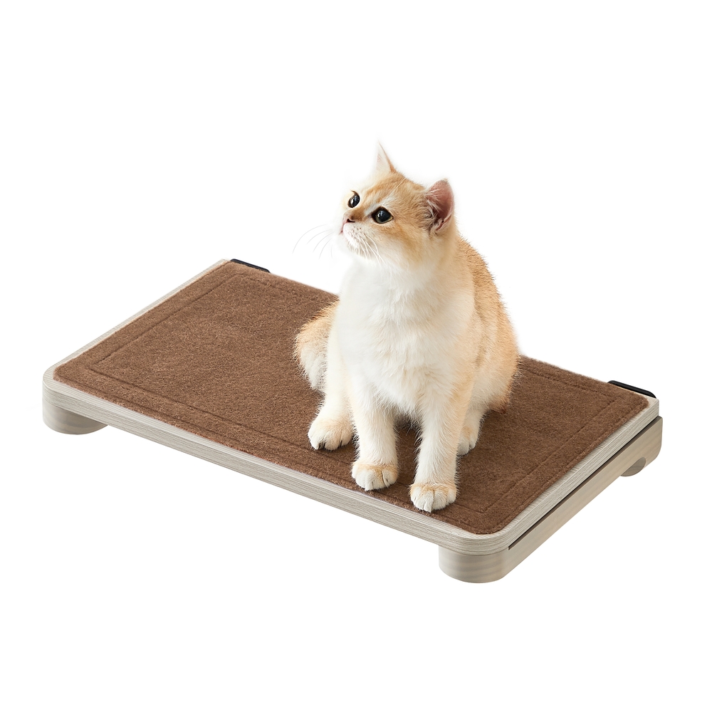 Wall-Mounted Cat Shelf with Felt Pad